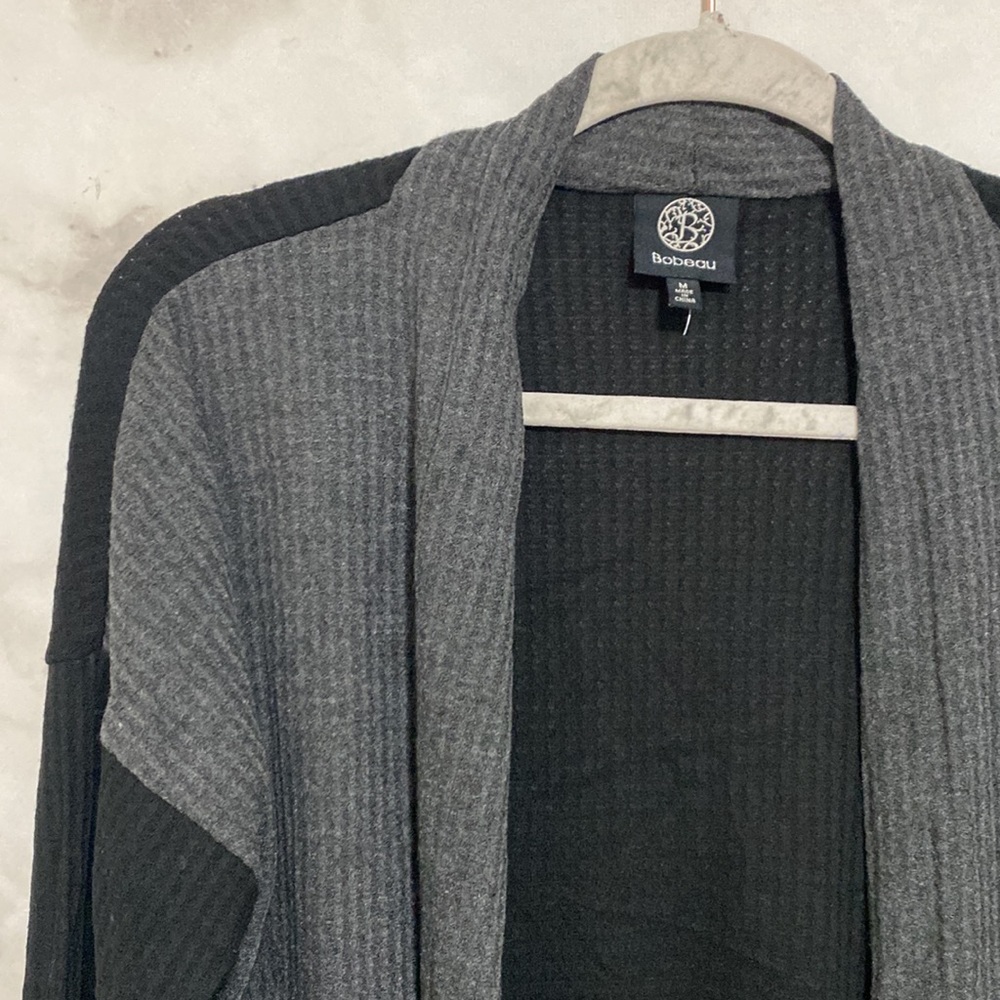 Bobeau Open Front Grey Black Colorblock Waffle Knit Cardigan - Picture 4 of 8